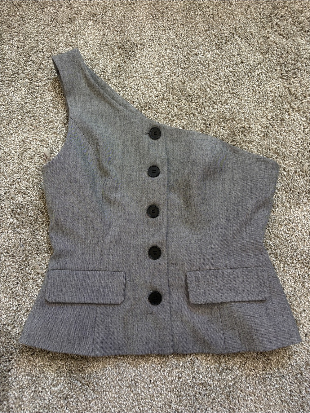 Zara One-Shoulder Grey Buttoned Tank Top